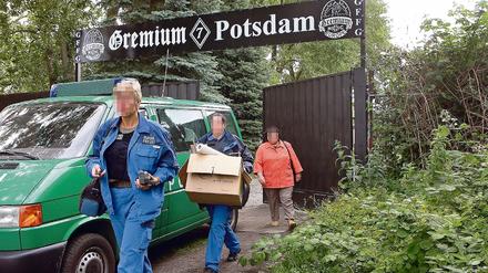 Durchsucht wurde in den gestrigen Morgenstunden auch das Grundstück der Rocker-Gruppe MC Gremium in Potsdam. Insgesamt waren 102 Polizeibeamte an der Großrazzia in verschiedenen Orten beteiligt.