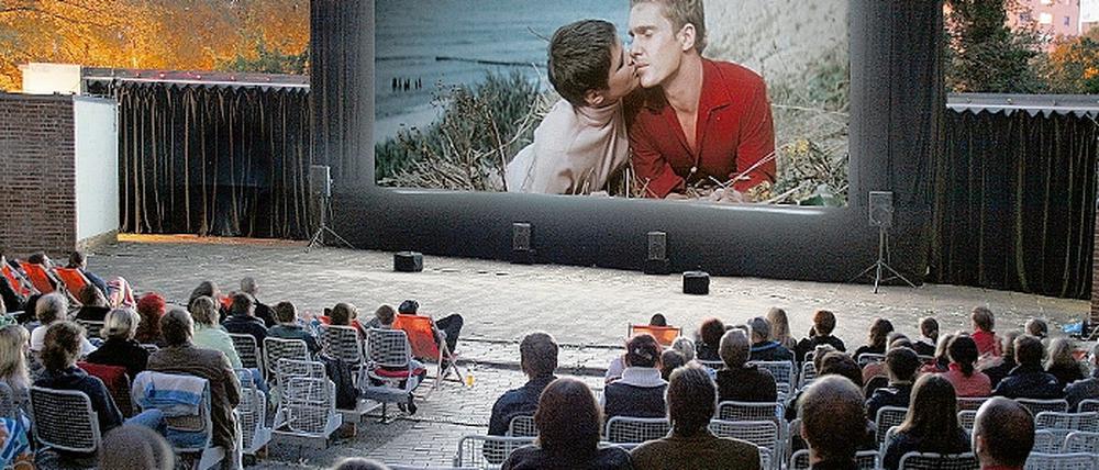 Freier gucken. Ab Montag wieder im Inselkino auf der Freundschaftsinsel.