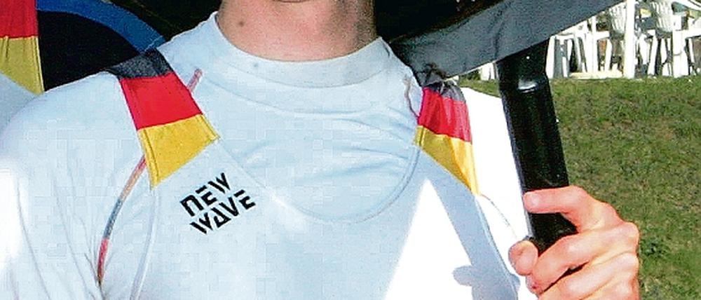 Muss nun top sein. Hans Gruhne von der Potsdamer RG, hier mit seinem chinesischen Boot vorm Seekrug, muss in Ratzeburg mindestens Achter werden.