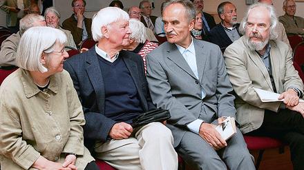 Saskia Hüneke, Günther Vandenhertz, Horst Gramlich und Bernhard Wendel (v.l.) während der Diskussion über Potsdams Wendejahre.