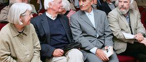 Saskia Hüneke, Günther Vandenhertz, Horst Gramlich und Bernhard Wendel (v.l.) während der Diskussion über Potsdams Wendejahre.