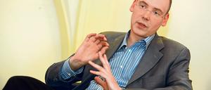 Kritisch. Carl Wechselberg, Haushaltsexperte der Linksfraktion, hält Lafontaines Kurs für brandgefährlich.