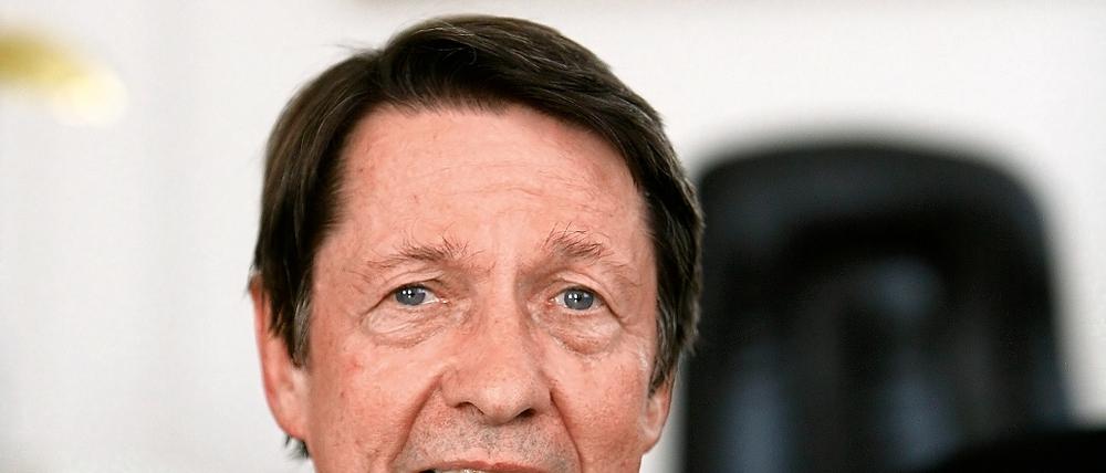 Ehrhart Körting (68) ist seit 2001 Berliner Innensenator. Zuvor war der Sozialdemokrat von 1997 bis 1999 Senator für Justiz sowie von 1992 bis 1997 Vizepräsident des Verfassungsgerichtshofes.