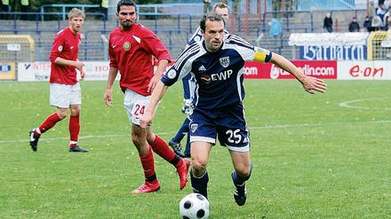 Urgestein. Neben Patrick Moritz war auch Ameldin Civa (Foto) dabei, als der SV Babelsberg 03 in der Saison 2002/03 die bisher einzige Niederlage gegen Holstein Kiel einstecken musste. Morgen soll der Spieß umgedreht werden.