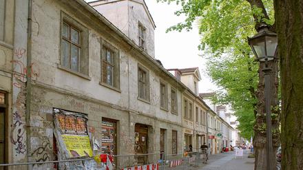 Vor dem Umbau  einige der letzten unsanierten Häuserzeilen rund um die Brandenburger Straße. Noch im ersten Halbjahr soll mit der Sanierung in der Lindenstraße begonnen werden.