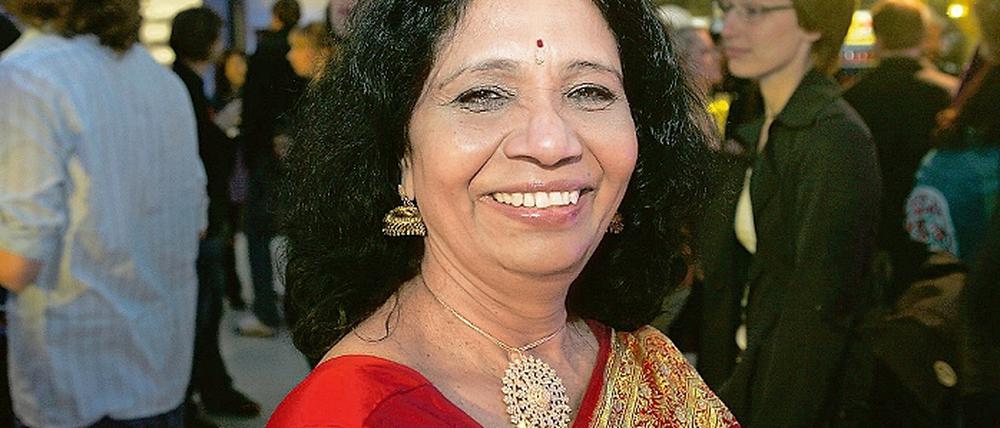 Wärme strahlten bei der Eröffnung des Festivals die Gäste des Indien-Fokus aus, hier Gloriana Selvanathan von der Jury.