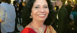 Wärme strahlten bei der Eröffnung des Festivals die Gäste des Indien-Fokus aus, hier Gloriana Selvanathan von der Jury.