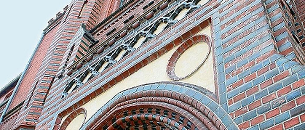 Herausgeputzt worden ist das Gymnasium für die Feier zum 100. an diesem Sonntag.