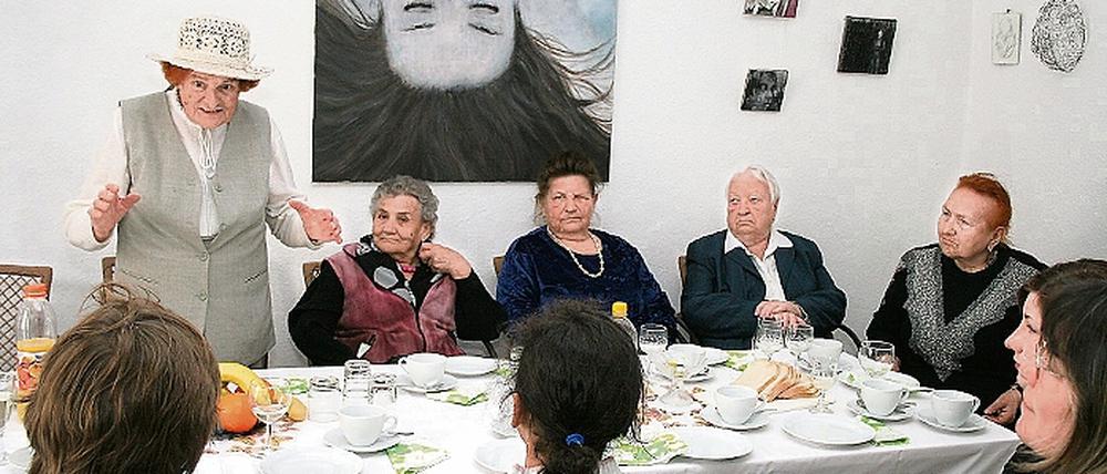 Ihr könnt euch nicht vorstellen, was hinter dem Wort Krieg steckt: Die Gäste aus der Ukraine im Frauenzentrum.