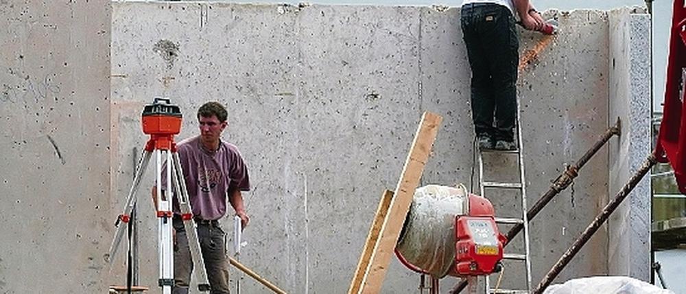 Aufwärts soll es gehen. Dafür, dass es auf dem Bau und in anderen Branchen besser läuft, soll es Millionen von Bund und Land für die Kommunen geben.