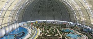 Mehr Besucher. Im vergangenen Geschäftsjahr wurden im Freizeitpark Tropical Islands rund 700 000 Besucher registriert. Viele der Gäste übernachten inzwischen in der einstigen Luftschiffhalle.