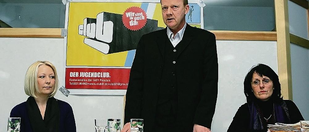 Warb für das Projekt. TLG Immobilen-Sprecher Olaf Willuhn zu Gast beim Rathausreport der Linkspartei zwischen Procurand-Vertreterin Simone Klein (l.) und Linke-Stadtverordneter Karin Schröter.