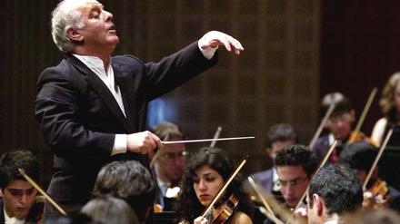 Ausnahmemusiker. Daniel Barenboim ist nicht nur für sein künstlerisches Schaffen bekannt. Mit seiner Musik bringt er auch die Lager im Nahost-Konflikt näher zusammen.