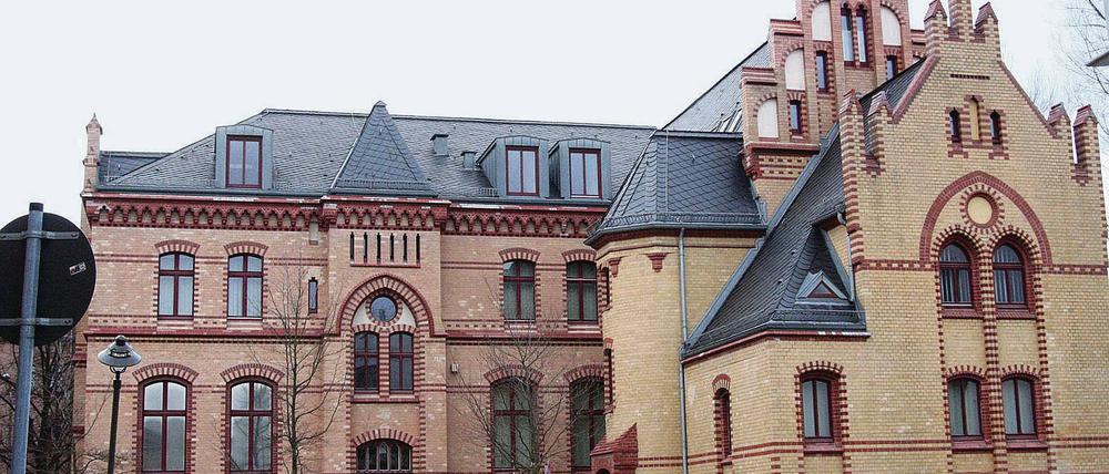 Wird verkauft: Das frühere Offizierskasino in der Berliner Straße 27a.