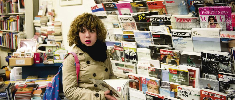 Mädchen mit Mähne. Rebecca Martin hat den Roman Frühling und so geschrieben, der bei Anais, einem Label vom Verlag Schwarzkopf und Schwarzkopf, erschienen ist. Das Buch kostet 9,90 Euro.