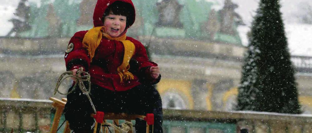 Journalistisch oder kommerziell? Muss eine Zeitung zahlen, die mit diesem Foto von 2005 den Wintereinbruch bebildet? Archiv-