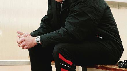 Gast in Babelsberg. Sven Köhler (42) war bis 2002 DDR-Oberliga-, Zweitliga- und Regionalliga-Kicker in Chemnitz, Aue und Dresden sowie 1989 zweifacher DDR-Nationalspieler, ehe er Co-Trainer Dynamo Dresdens wurde. 2007 übernahm er den Halleschen FC.