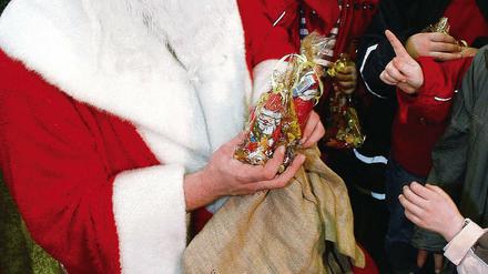 Hoher Besuch. Der Himmelpforter Weihnachtsmann besuchte Potsdam.