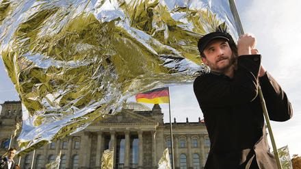 Schützenhilfe aus der Schweiz. Vor zwei Wochen hatte Enrico Centonze die Idee für seine Aktion. Am Montag wurde er nach einer Stunde von der Polizei gestoppt.