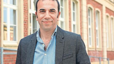 Verfolgt. Nach der Unterzeichnung einer Friedenspetition geriet Zafer Yilmaz ins Visier der türkischen Regierung. Eine Kampagne der Erdogan-Regierung habe die „Akademiker für den Frieden“ in eine terroristische Ecke gestellt.