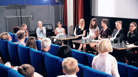 Stadt mitgestalten. Im Babelsberger Thalia-Kino tauschten Lehrer, Architekten und Schüler nach der Filmpräsentation am Montag ihre Erfahrungen mit dem Projekt aus.