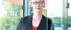 Theateraffin. Petra Kicherer will erst analysieren, dann verändern.