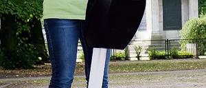 Test: Vor der Segway-Tour muss das neue Gefährt vorgeführt werden.