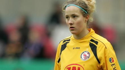 Turbine-Torhueterin Anna Felicitas Sarholz erlitt einen Kahnbeinbruch.