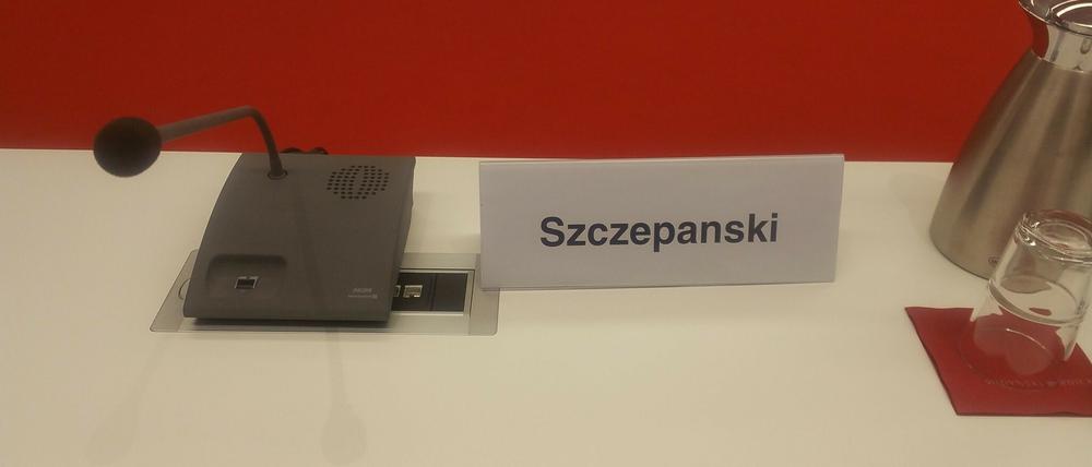 Die Vernehmung Carsten Szczepanskis wurde akustisch in einen anderen Saal des Landtags übertragen.