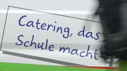 Aufschrift auf einem Transporter des französischen Cateringunternehmens Sodexo. Der Caterer steht im Verdacht, mit seinem Essen in mehreren Bundesländern einen Erreger für Magen-Darm-Infektionen ausgeliefert zu haben.