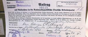 Alte Verbindungen. In den frühen 1960er Jahren kam es zu einer Ballung von Mitarbeitern im Bundesinnenministerium, die zuvor Mitglieder der NSDAP gewesen waren.