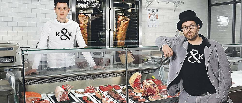 Metzgerei im veganen Epizentrum. Die Tiere, die in der Kreuzberger Fleischerei „Kumpel &amp; Keule“ verarbeitet werden, besucht Hendrik Haase regelmäßig. Dafür muss er aber weit in den Süden fahren, denn in Brandenburg ist das Angebot knapp.