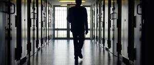 Im Zellentrackt der Justizvollzugsanstalt (JVA) im Luckauer Ortsteil Duben (Dahme-Spreewald).
