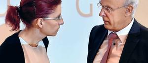 Nicht informiert. Gesundheitsministerin Diana Golze (Linke) und der Präsident des Landesgesundheitsamtes, Detlev Mohr, mussten im Ausschuss einräumen, über ein Jahr lang keine Kenntnis von den Vorgängen beim Händler Lunapharm gehabt zu haben.