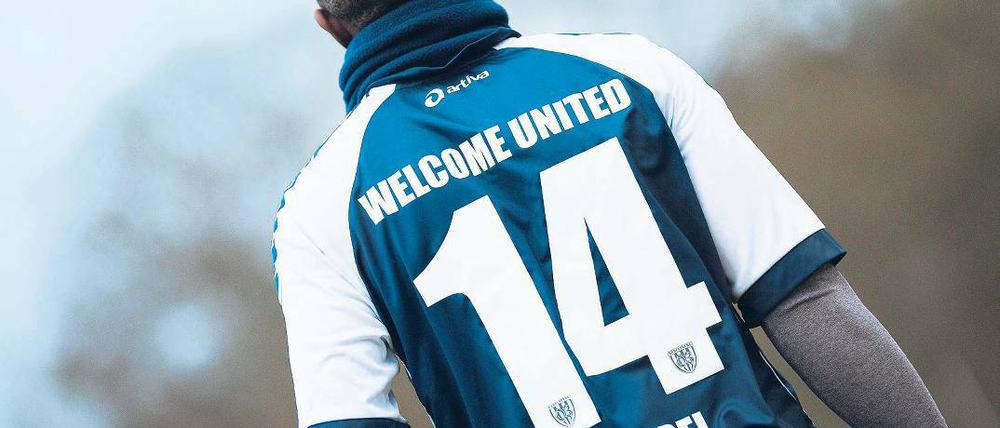 Personalprobleme. Es gelingt nicht mehr, Welcome United als eigenständiges Team auf den Platz zu bringen.