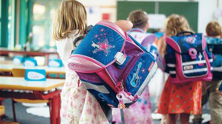 Aufregend. Die Kommunen im Landkreis Potsdam-Mittelmark begrüßen ihre Erstklässler mit Feiern, Festgottesdiensten und Zuckertüten auf dem Schulhof. Für sie startet eine spannende Zeit, zumal viele der Schulen auch mittelfristig erweitert werden.