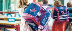 Aufregend. Die Kommunen im Landkreis Potsdam-Mittelmark begrüßen ihre Erstklässler mit Feiern, Festgottesdiensten und Zuckertüten auf dem Schulhof. Für sie startet eine spannende Zeit, zumal viele der Schulen auch mittelfristig erweitert werden.