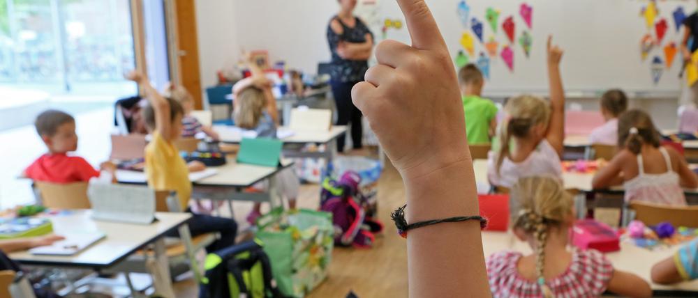 Auch in Potsdamer Grundschulen ist der Unterricht gestartet.
