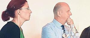 Beim Integrationsgipfel am Mittwoch in Potsdam saßen Ministerin Diana Golze (Linke) und Regierungschef Dietmar Woidke (SPD) nicht auf einer Seite des Tisches.