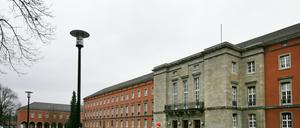 Uni-Gebäude Griebnitzsee. Die Wirtschafts- und Sozialwissenschaftliche Fakultät der Universität Potsdam. 