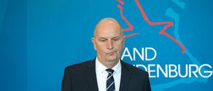 Ministerpräsident Dietmar Woidke (SPD) muss ein Jahr vor der Landtagswahl zwei neue Minister für sein Kabinett vorstellen.  