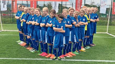 In der Ferne zusammengeschweißt. Die 12-jährigen Kickerinnen von Turbine Potsdam machten einen sportlichen Trip nach China.