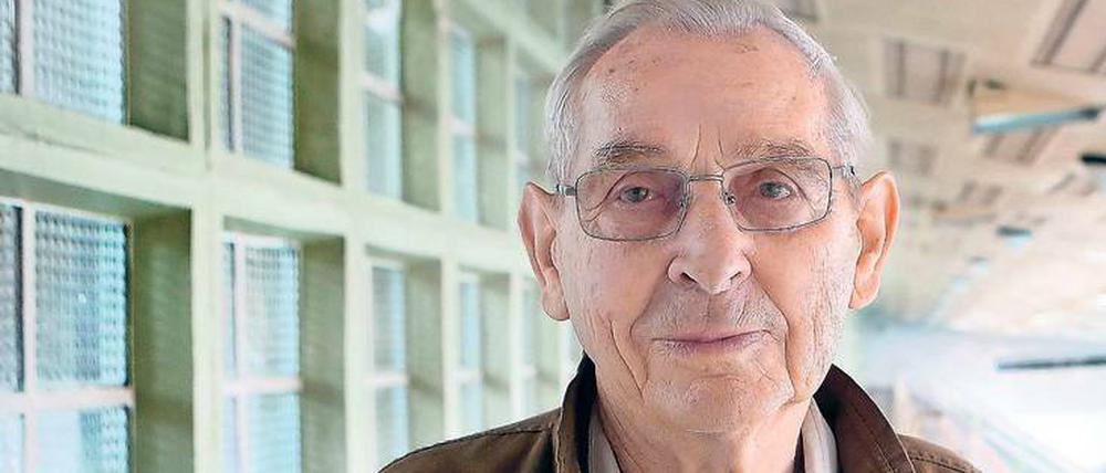 „Zu deprimierend.“ Karl-Heinz Birkholz (88) ist dagegen, dass das Minsk abgerissen wird. 