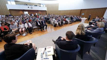 Die große PNN-Podiumsdiskussion zur Oberbürgermeisterwahl in der IHK Potsdam. 