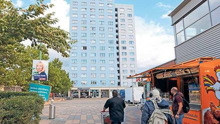 Alles anders. Am Johannes-Kepler-Platz am Stern war einst die Linke unter Hans-Jürgen-Scharfenberg die stärkste Kraft bei der Oberbürgermeisterwahl. Jetzt haben viele stattdessen anders gewählt.