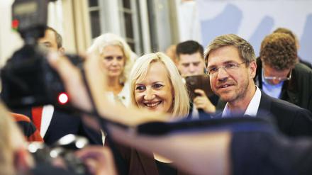 In der Stichwahl. Martina Trauth (parteilos für Die Linke) und Mike Schubert (SPD). 