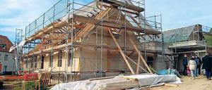 Im Bau. Eines der ältesten Obstbauerngehöfte Werders wird saniert.