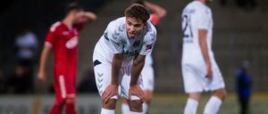 Enttäuschung. Farid Abderrahmane blieb zum fünften Mal nacheinander mit dem SVB ohne Pflichtspielsieg. Gegen Meuselwitz setzte es zudem die zweite 1:4-Heimpleite in Folge.