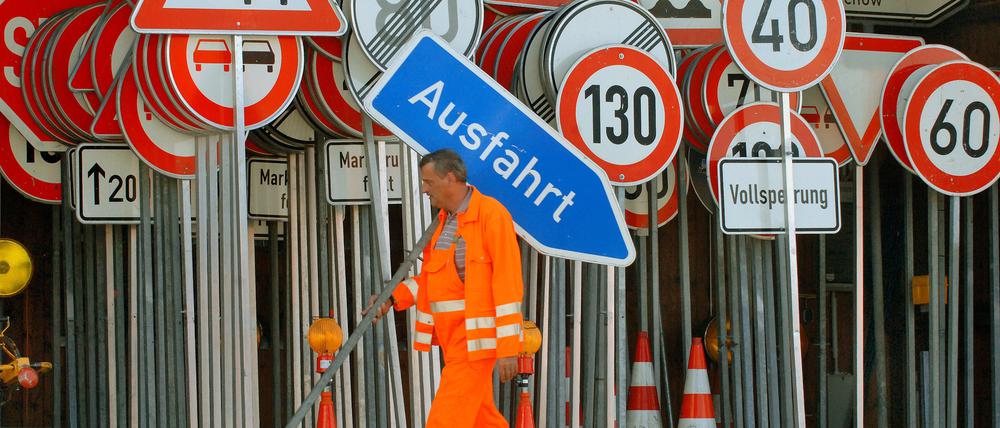 Potsdams Autofahrer müssen sich neue Wege suchen. (Symbolbild) Foto: Jens Büttner/dpa 