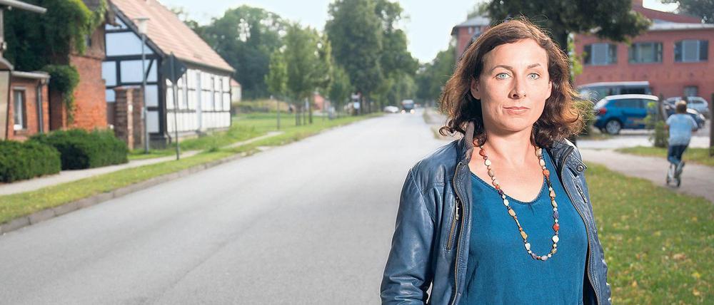 Die Schriftstellerin Juli Zeh hat den Brandenburg-Roman "Unterleuten" geschrieben.